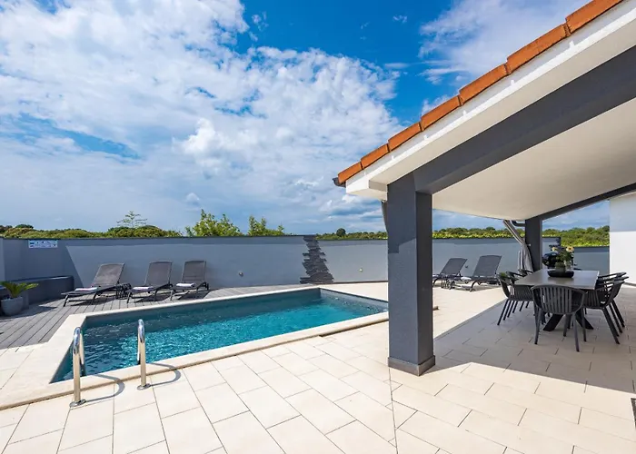 50 Shades Of Grey Vila *