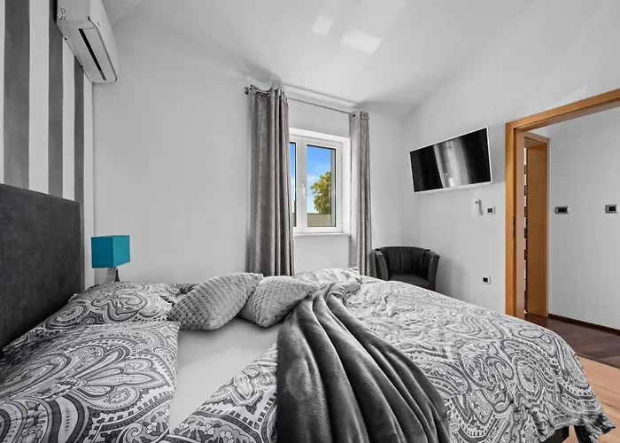 50 Shades Of Grey Pula