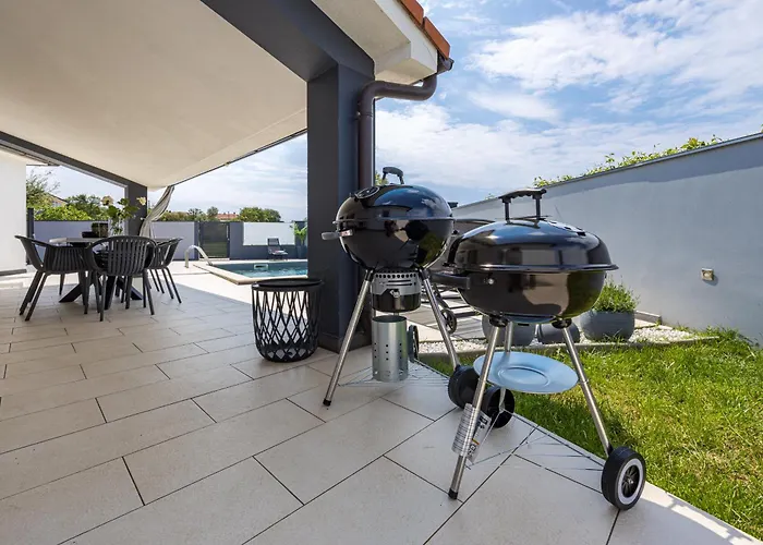 50 Shades Of Grey Vila *