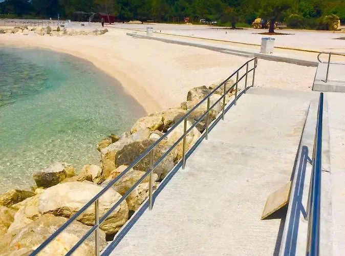 50 Shades Of Grey Vila Pula