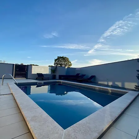 Villa 50 Shades Of Grey Pola