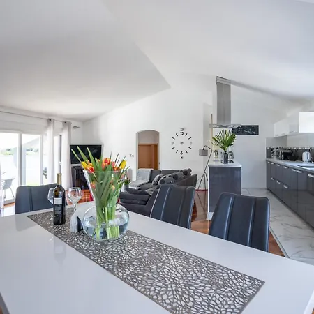 50 Shades Of Grey Villa